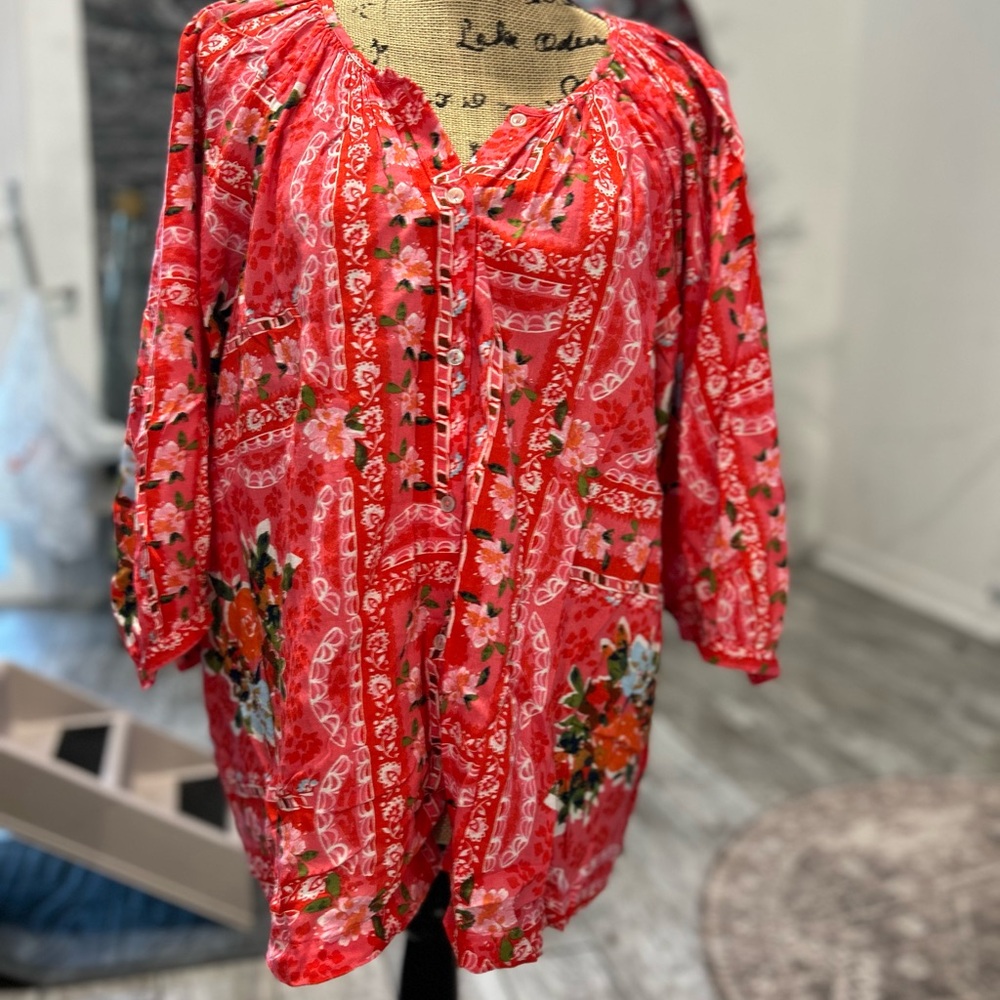 LC Lauren Conrad dark orange Floral Blouse